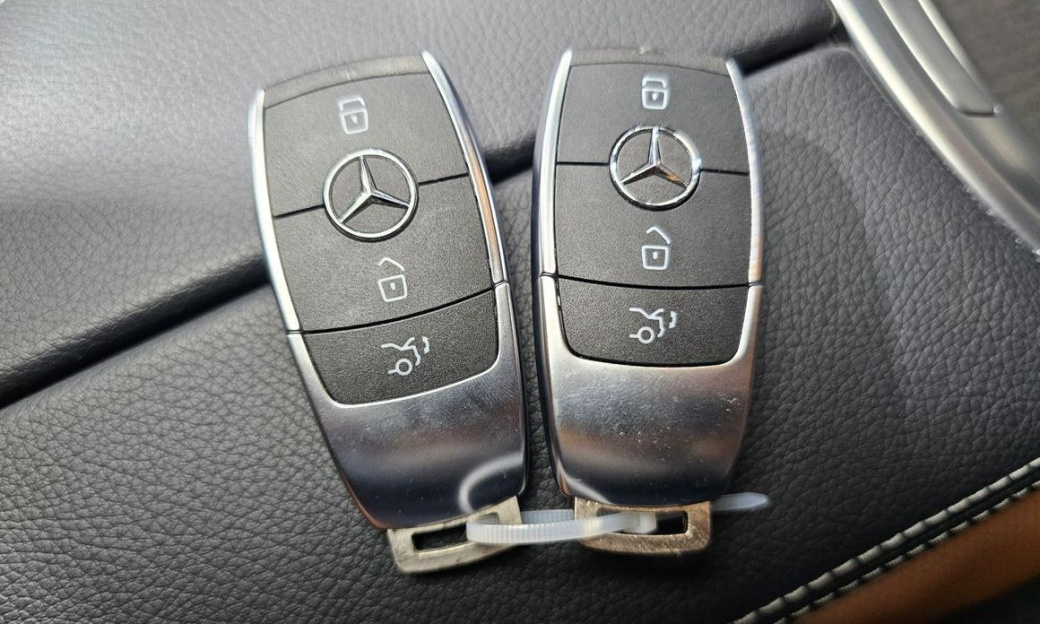 Mercedes-Benz GLC-Class GLC300 4MATIC, 2022