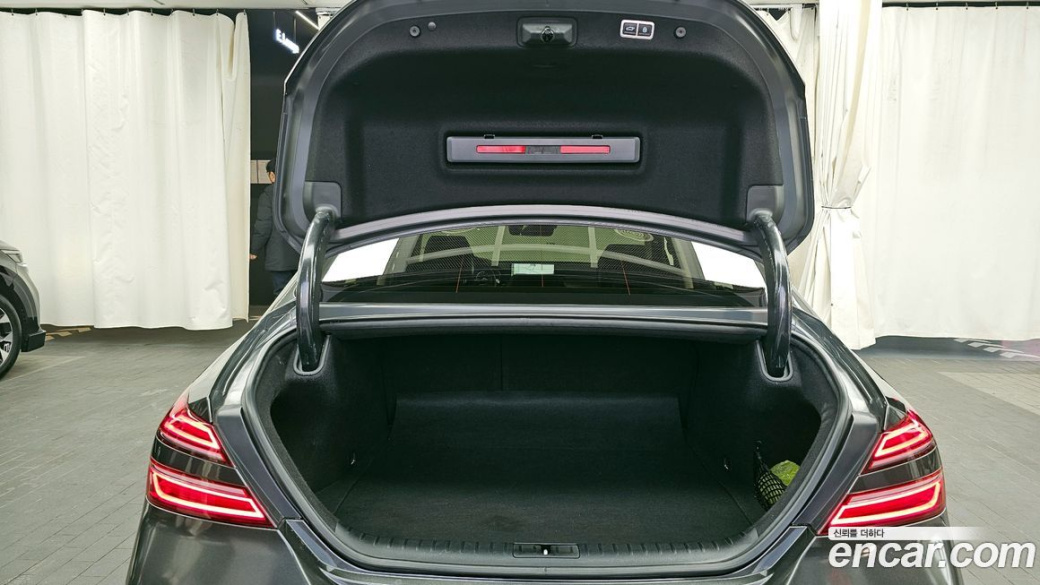 Genesis G70 Gasoline 2.5T 4WD, 2024