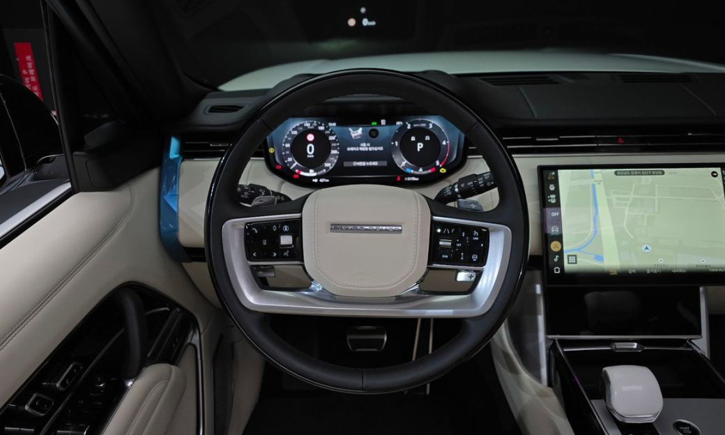 Land Rover Range Rover D350 Autobiography Long Wheel Base, 2025