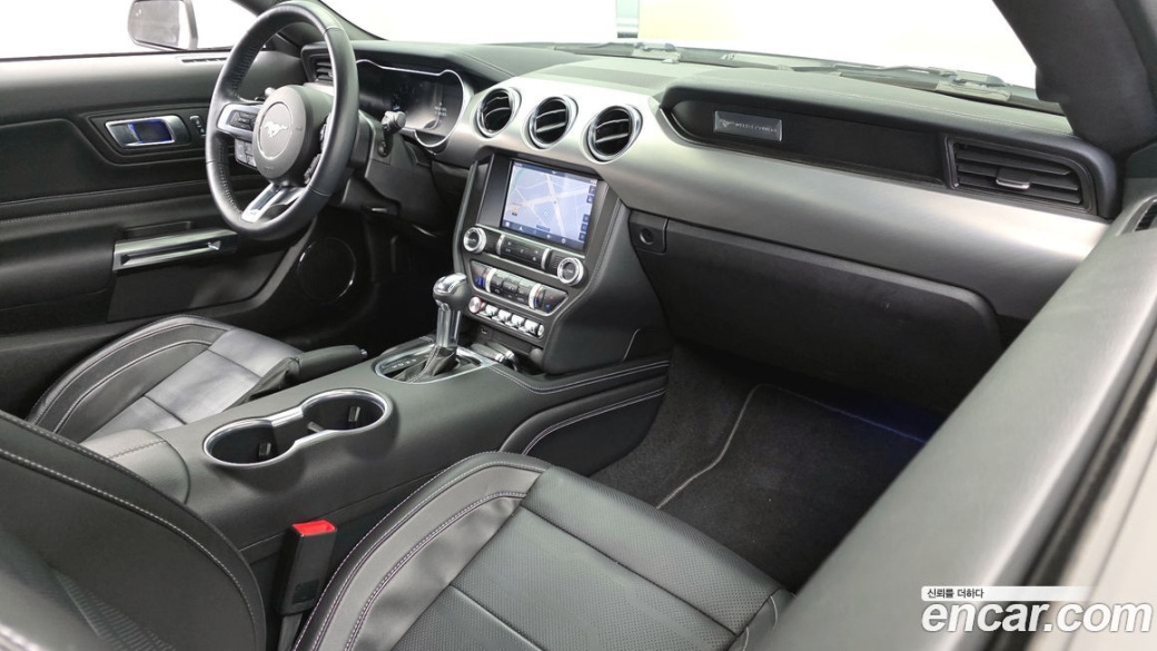 Ford Mustang Coupe, 2023