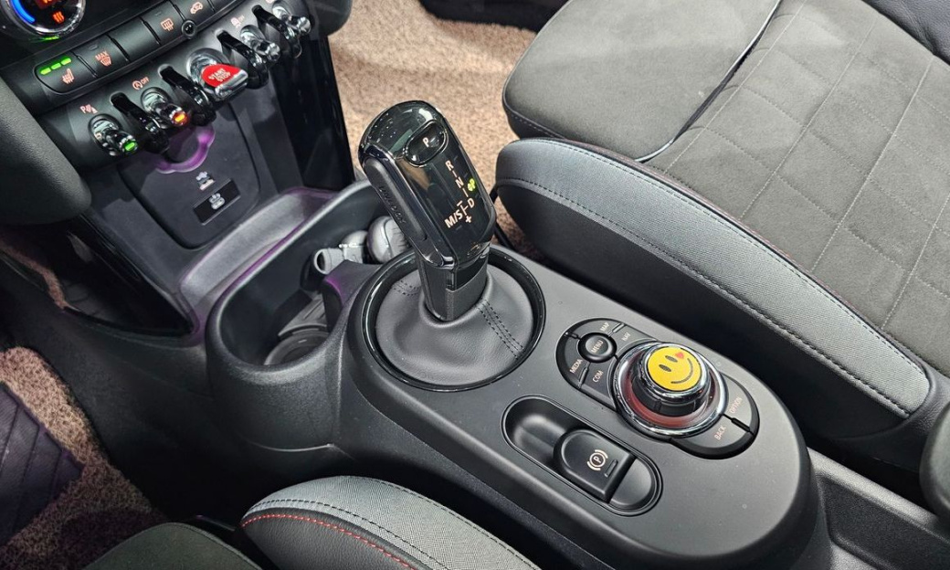 Mini Cooper JCW, 2024