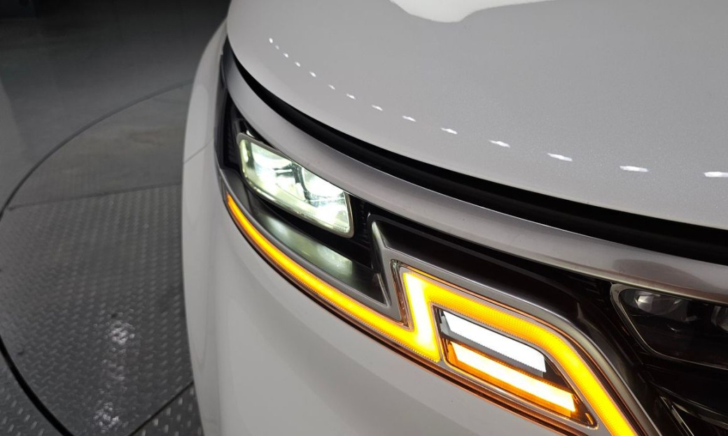 Kia Carnival 9-Seater Signature, 2023