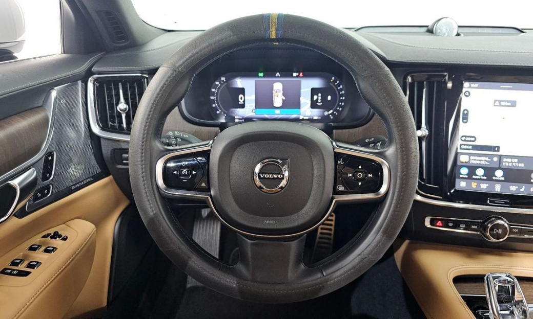 Volvo S90 B6 AWD Inscription, 2022