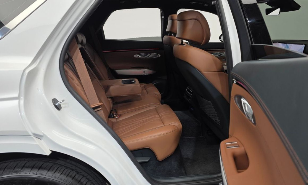 Genesis GV70 2.5T Gasoline AWD, 2026