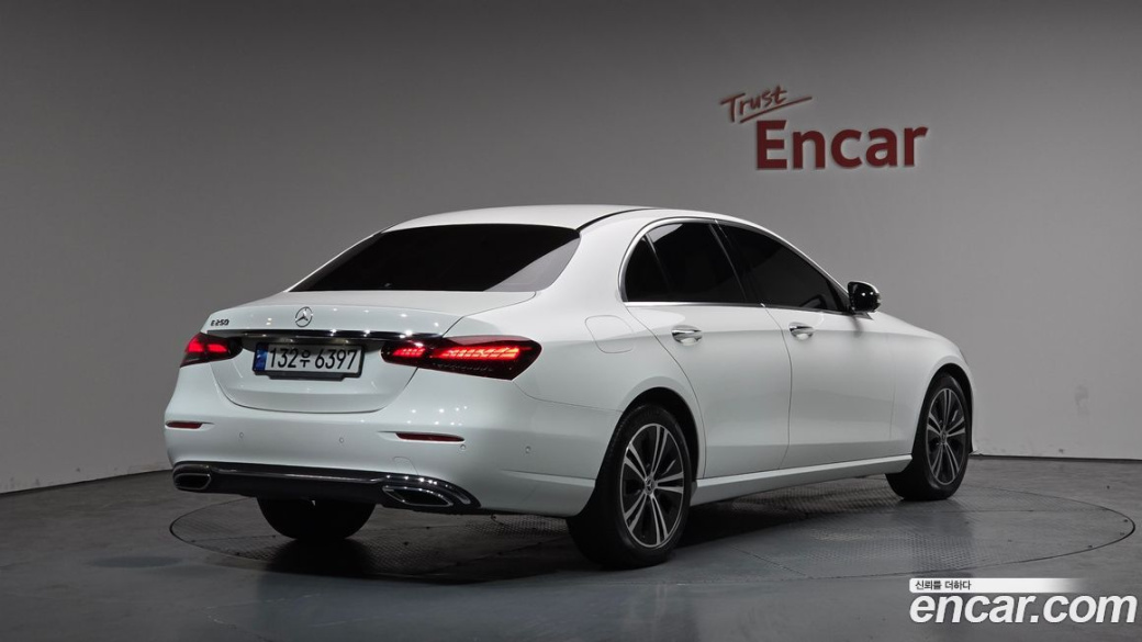 Mercedes-Benz E-Class E250 Avantgarde, 2022