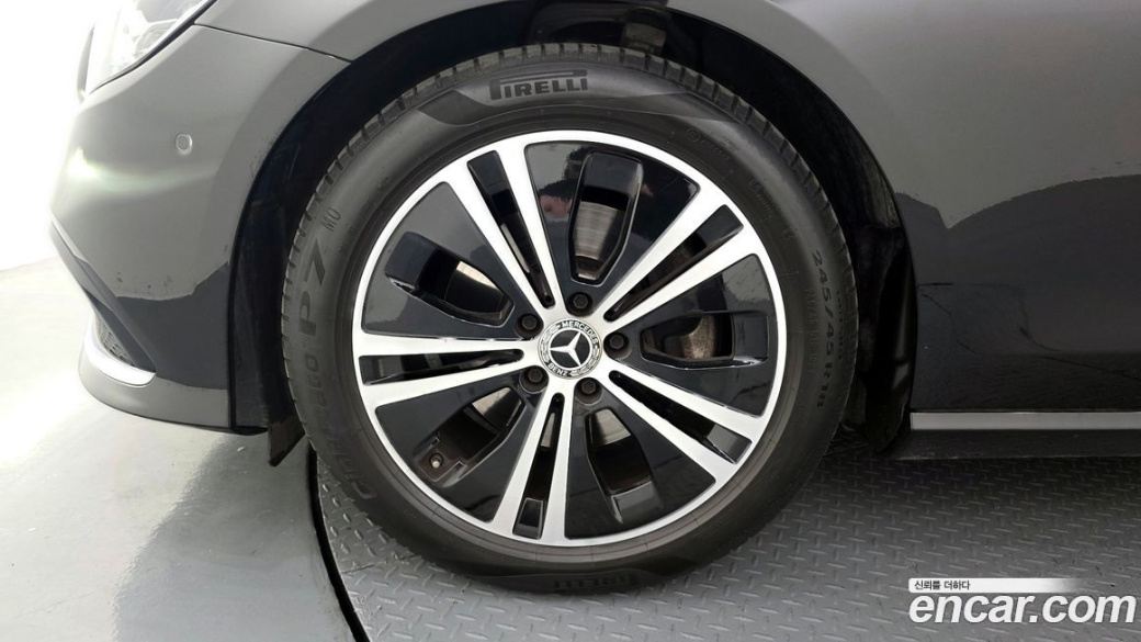 Mercedes-Benz E-Class E250 Avantgarde, 2022