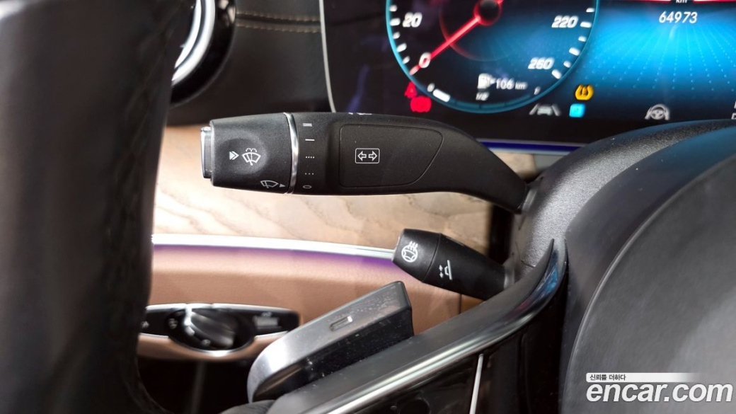 Mercedes-Benz E-Class E220d 4MATIC Exclusive, 2022