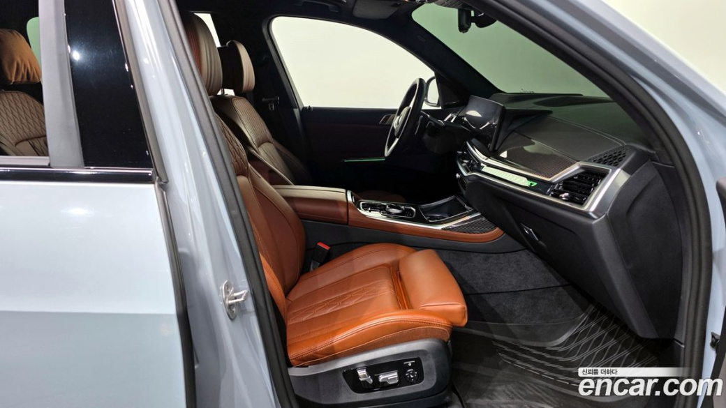 BMW X7 xDrive 40i M Sport 6STR, 2025