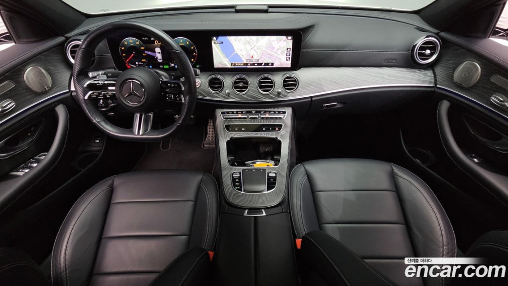 Mercedes-Benz E-Class E350 4MATIC AMG Line, 2021