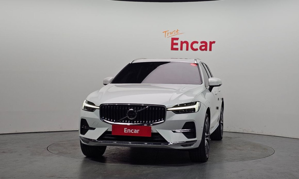 Volvo XC60 B6 Ultimate Bright, 2023