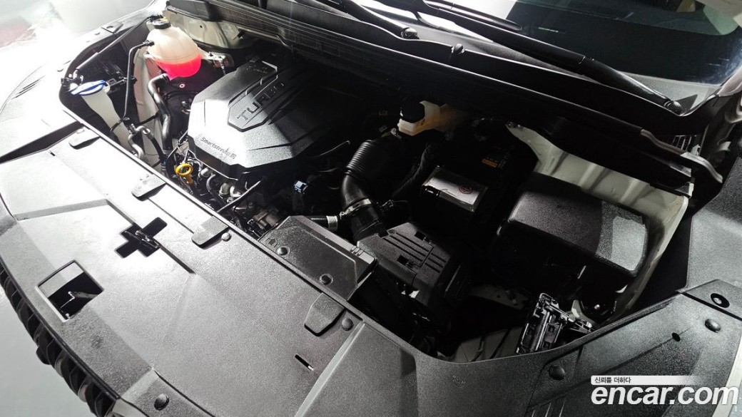 Kia Carnival 7-Seater Signature, 2023