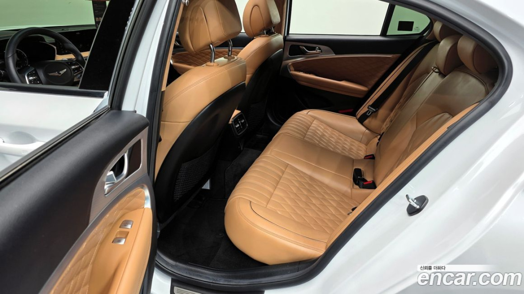 Genesis G70 Gasoline 2.0T 4WD, 2023