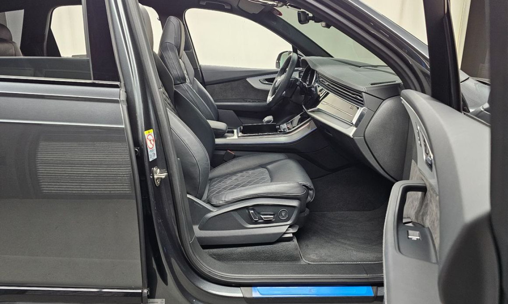 Audi Q7 55 TFSI Quattro Premium, 2022