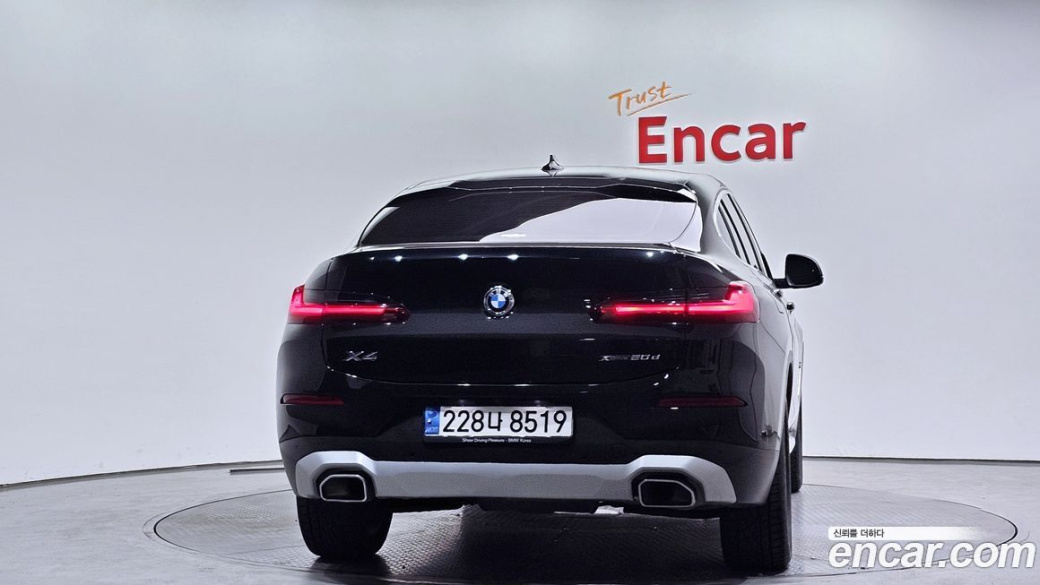 BMW X4 xDrive20d xLine, 2022