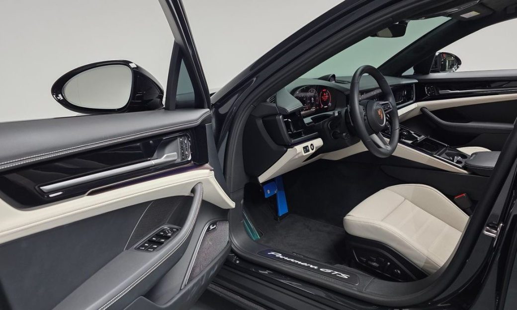 Porsche Panamera 4.0 GTS, 2025