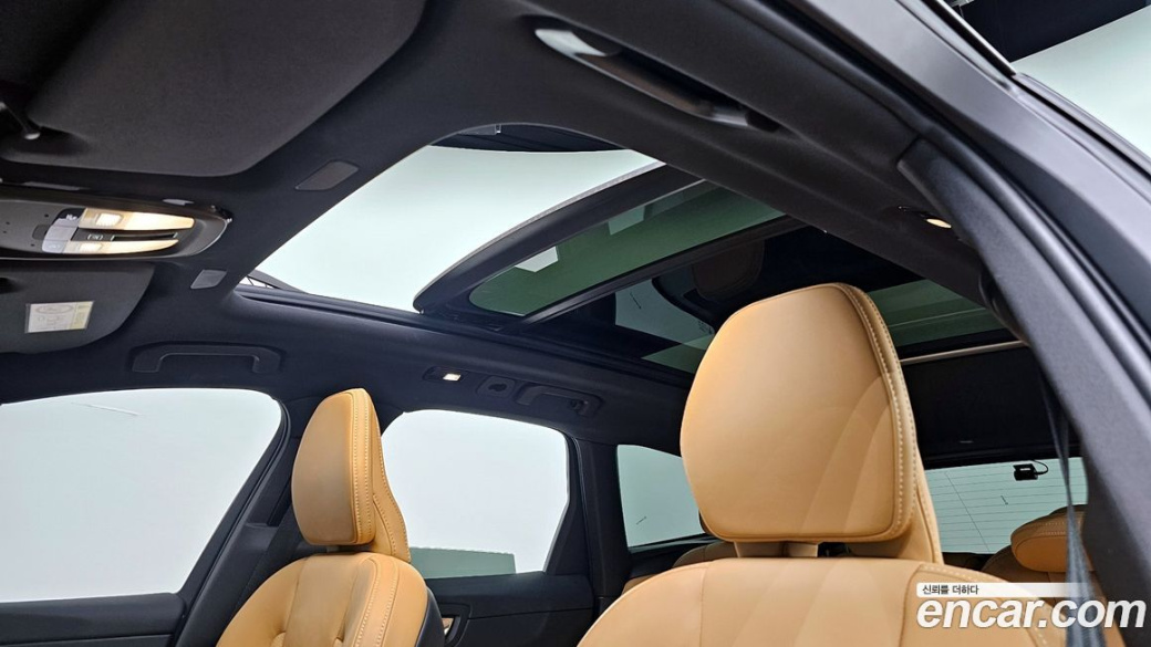 Volvo XC60 B5 Ultimate Bright, 2024