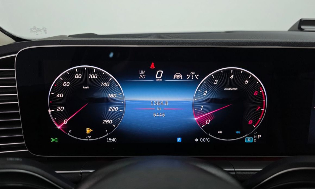 Mercedes-Benz GLE-Class GLE450 4MATIC, 2025