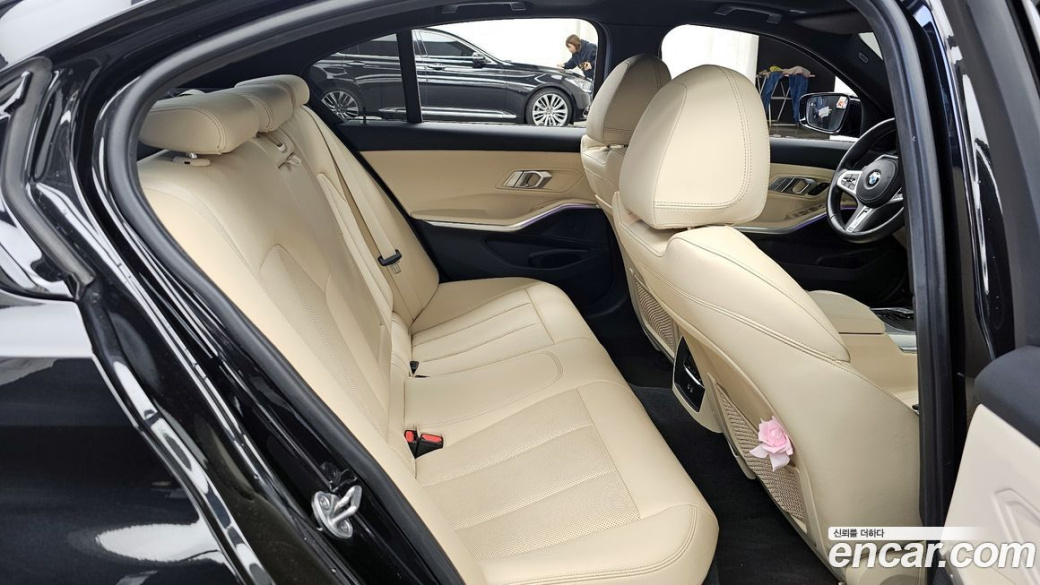 BMW 3-Series 320i M Sport, 2022