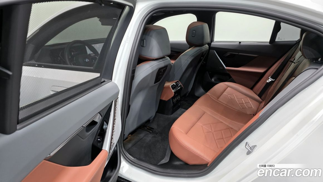 BMW 5-Series 530i xDrive M Sport, 2025