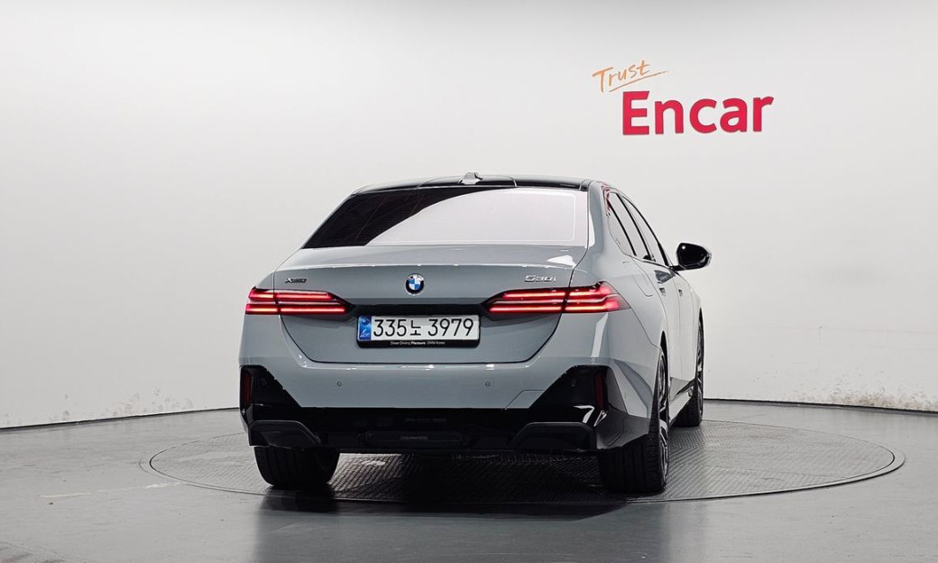 BMW 5-Series 530i xDrive M Sport, 2025