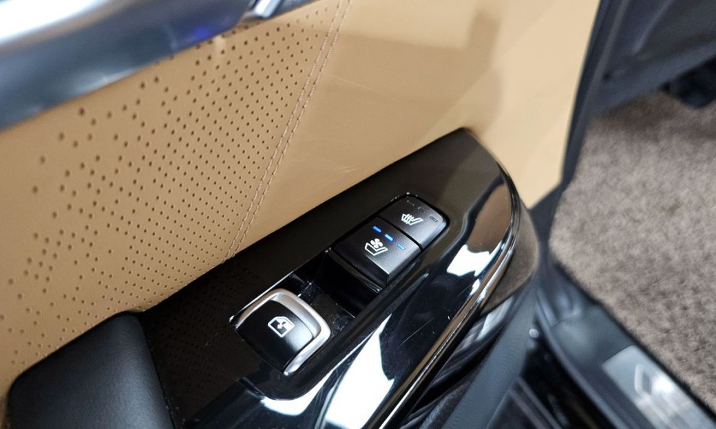 Kia Mohave Diesel 3.0 4WD 6-Seater, 2021