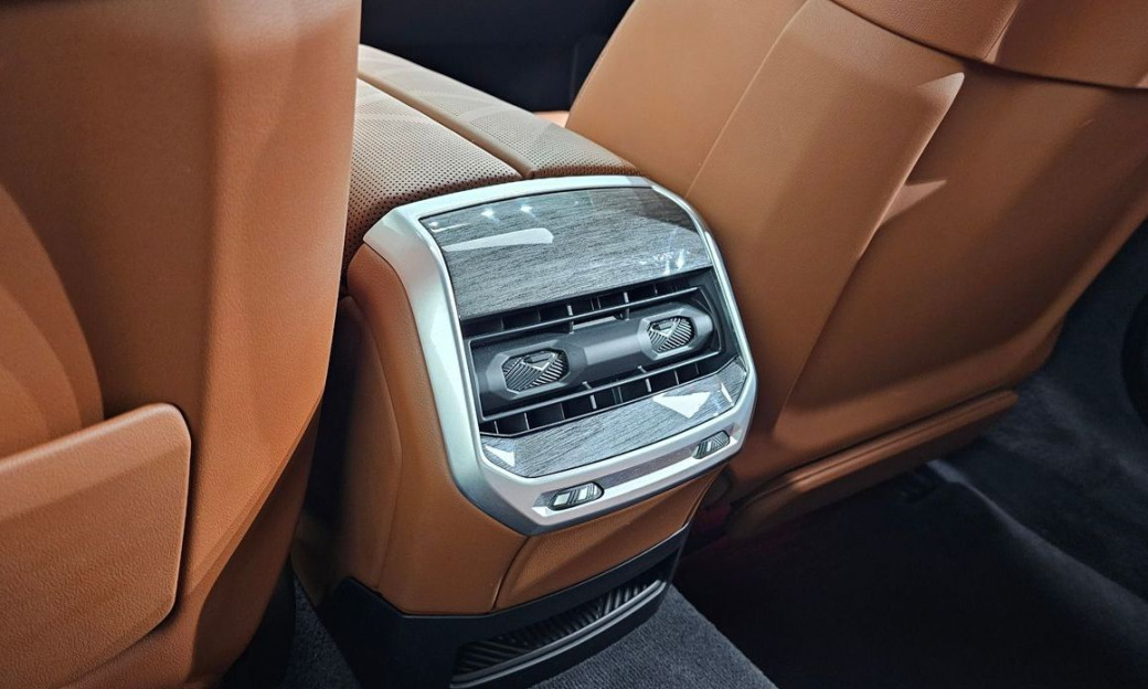 BMW 7-Series 740i xDrive M Sport, 2024