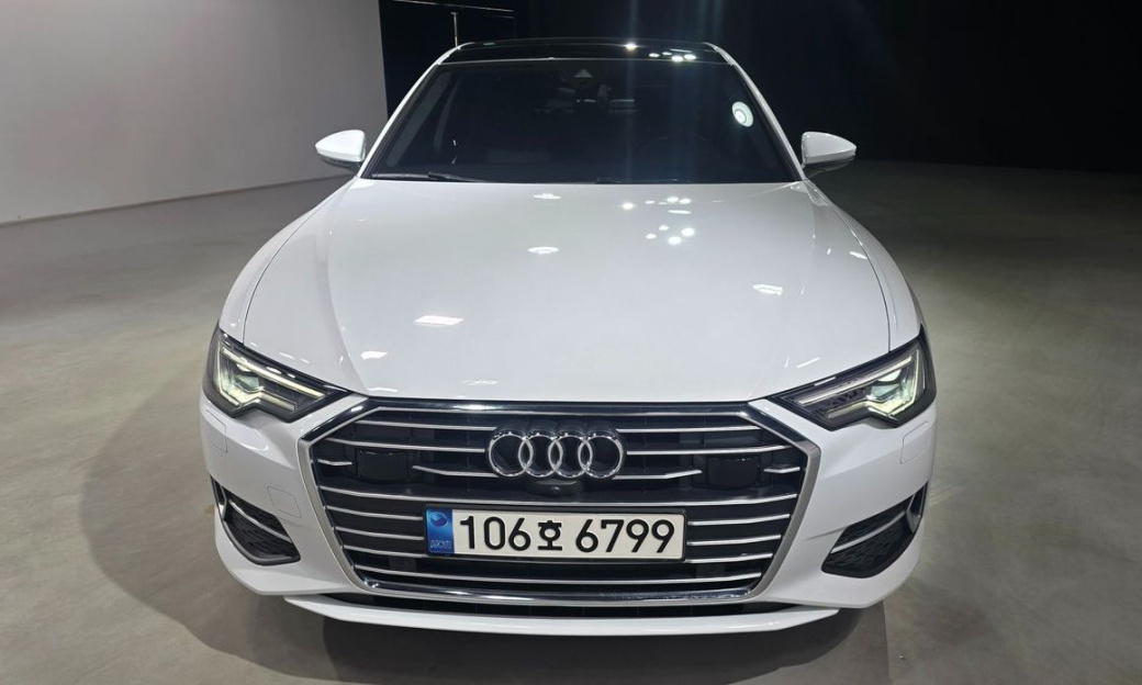 Audi A6 45 TFSI, 2023