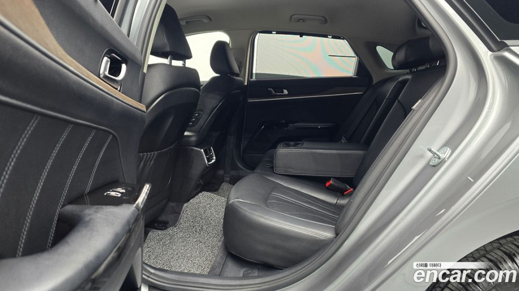 Kia K5 2.0, 2023