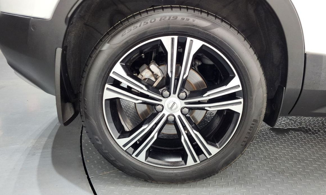 Volvo XC40 B4 Inscription, 2022