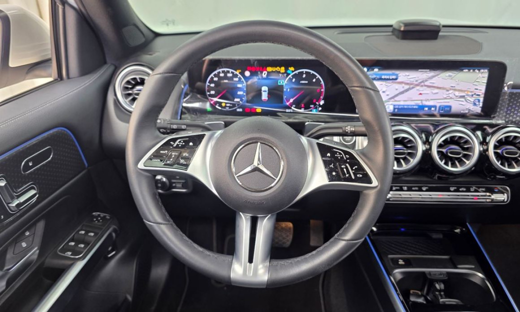 Mercedes-Benz GLB-Class GLB200 d, 2024