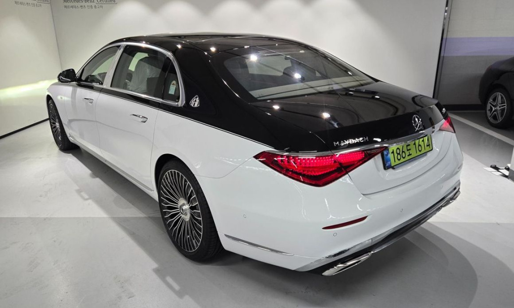 Mercedes-Benz S-Class Maybach S680 4MATIC, 2025