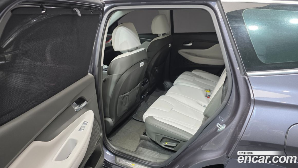 Hyundai Santafe Gasoline 2.5T 4WD, 2023