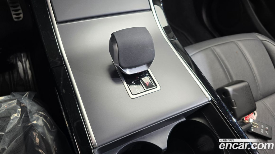 Land Rover Range Rover Evoque P250 Dynamic SE, 2024