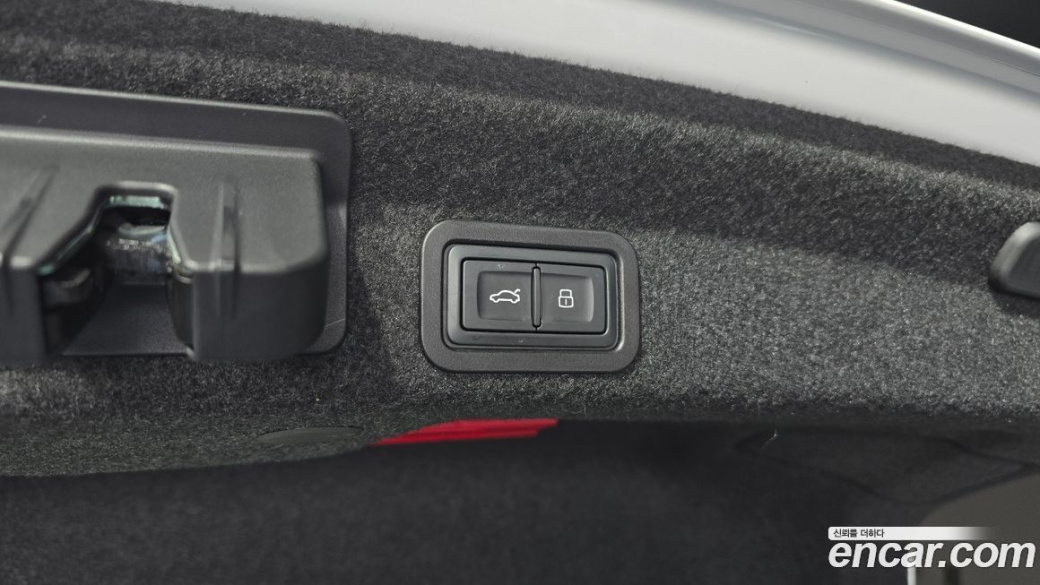 Audi A6 45 TFSI, 2023