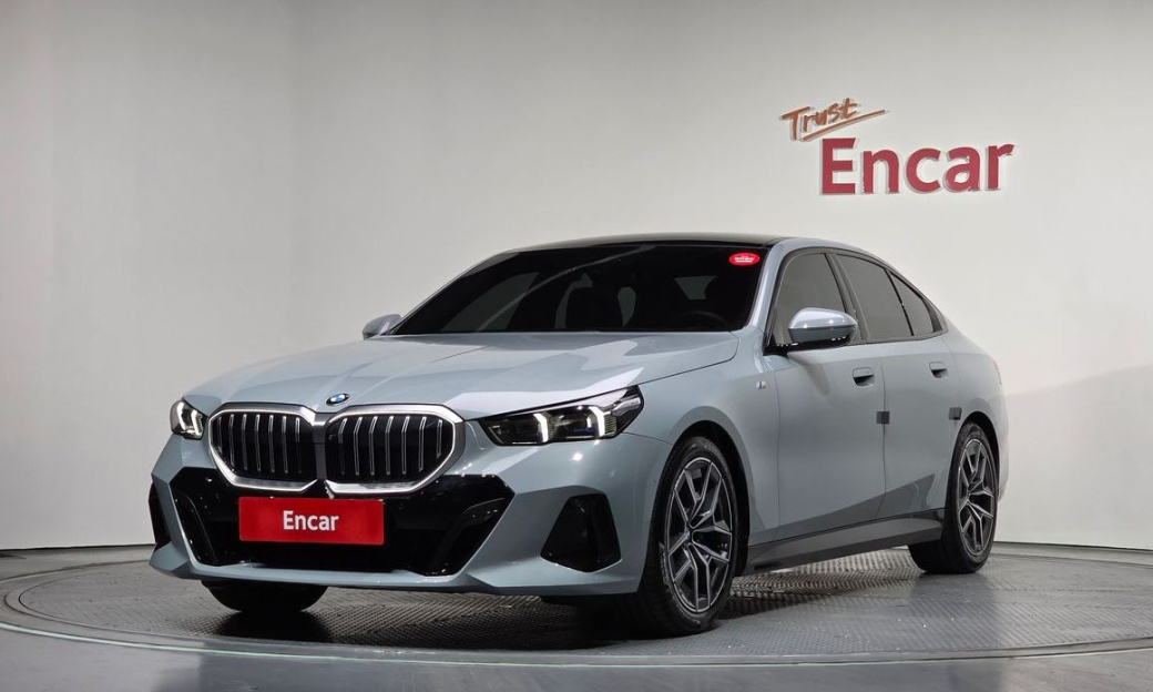 BMW 5-Series 520i M Sport, 2024