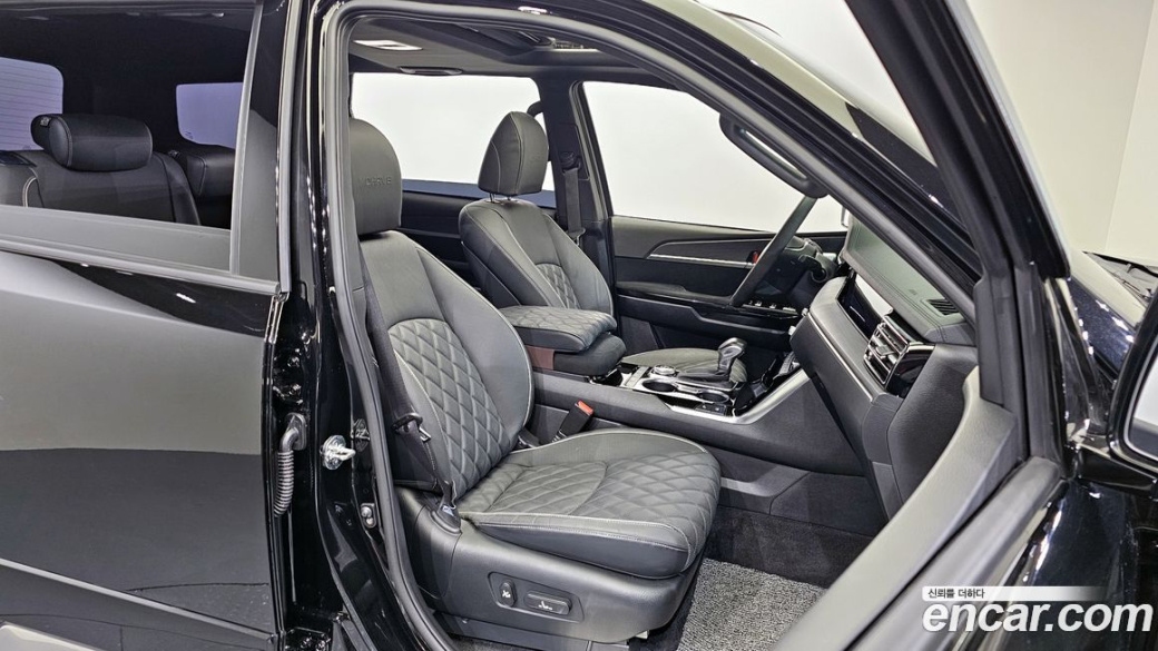 Kia Mohave Diesel 3.0 4WD 5-Seater, 2023