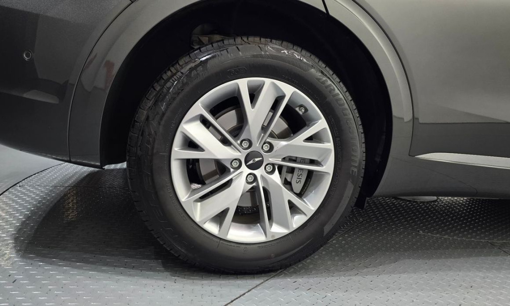 Genesis GV70 2.5T Gasoline 2WD, 2025