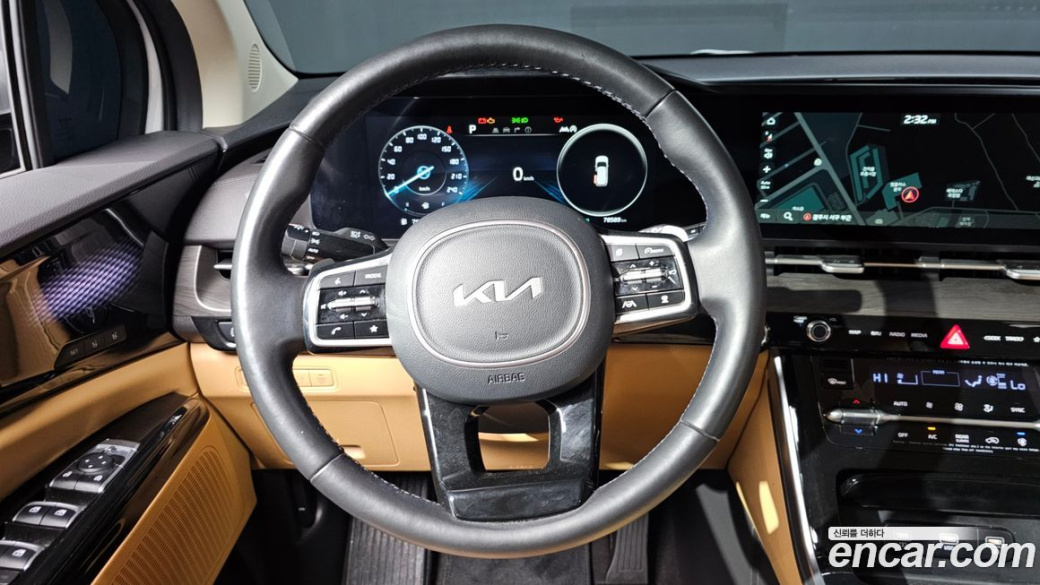 Kia Carnival 7-Seater Signature, 2023