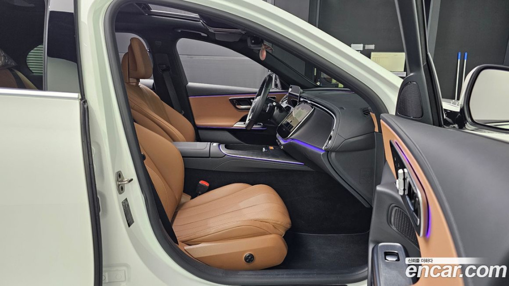 Mercedes-Benz E-Class E200 Avantgarde, 2024