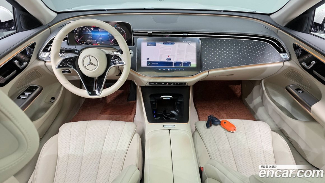 Mercedes-Benz E-Class E220d 4MATIC Exclusive, 2025