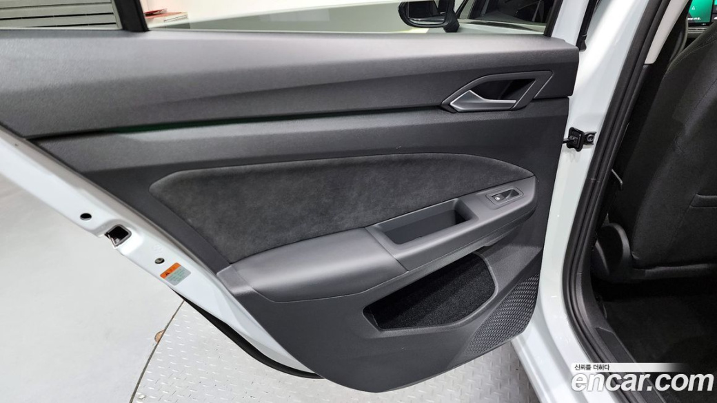 Volkswagen Golf 2.0 TDI Prestige, 2024