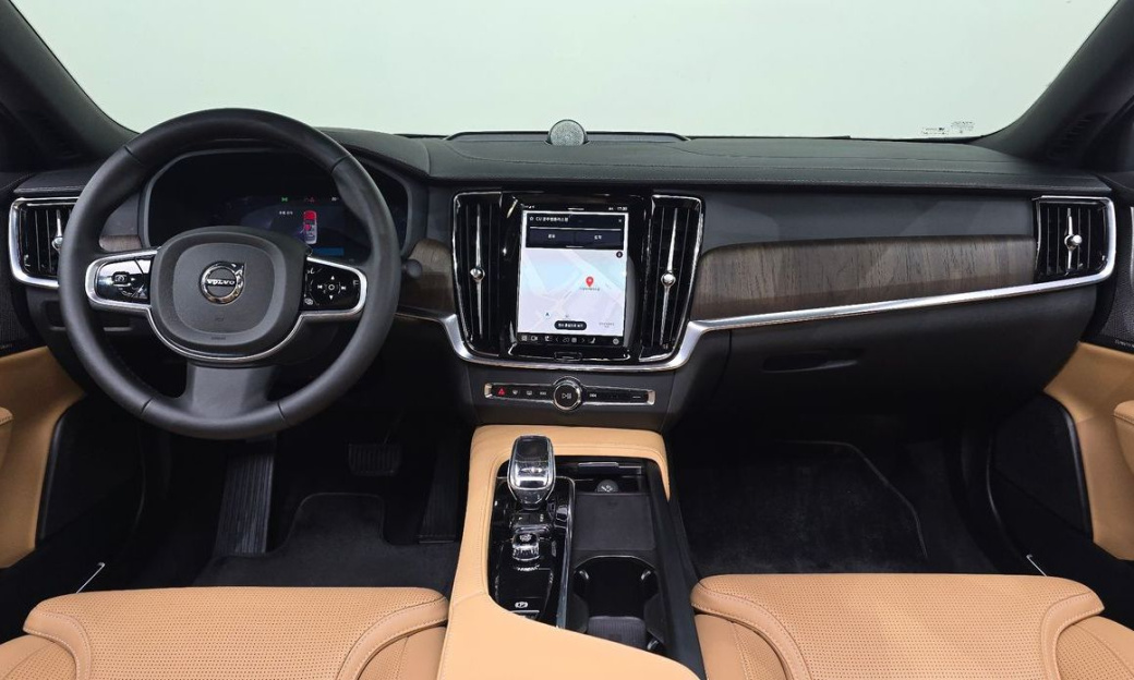Volvo S90 B6 AWD Ultra Bright, 2025