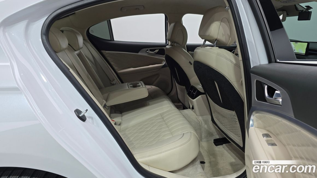 Genesis G70 Gasoline 2.0T 2WD, 2023
