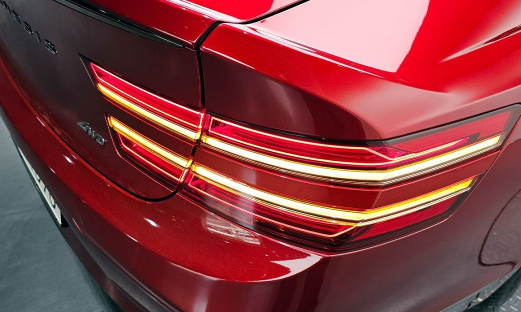 Genesis G80 Gasoline 2.5 Turbo AWD, 2022