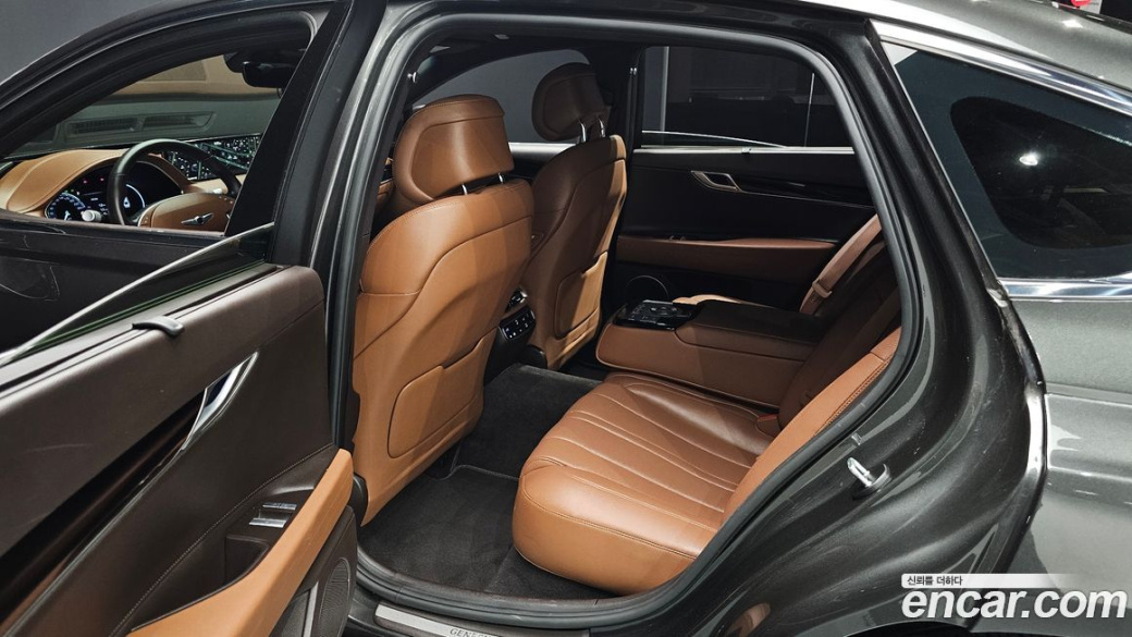 Genesis G80 Gasoline 2.5 Turbo AWD, 2022