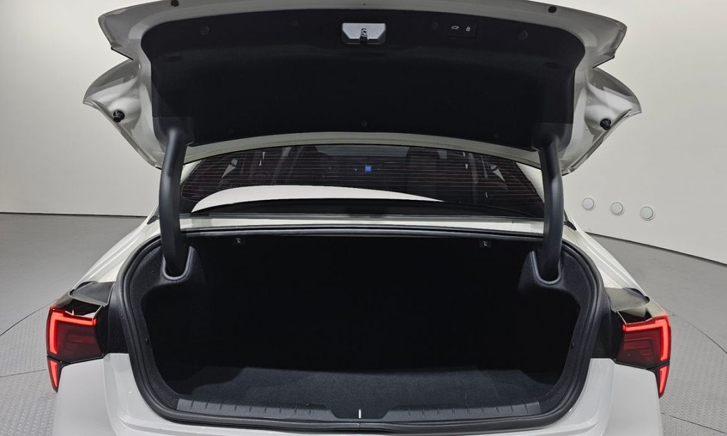Kia K5 2.0, 2024