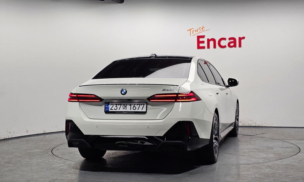 BMW 5-Series 520i Special Edition, 2024