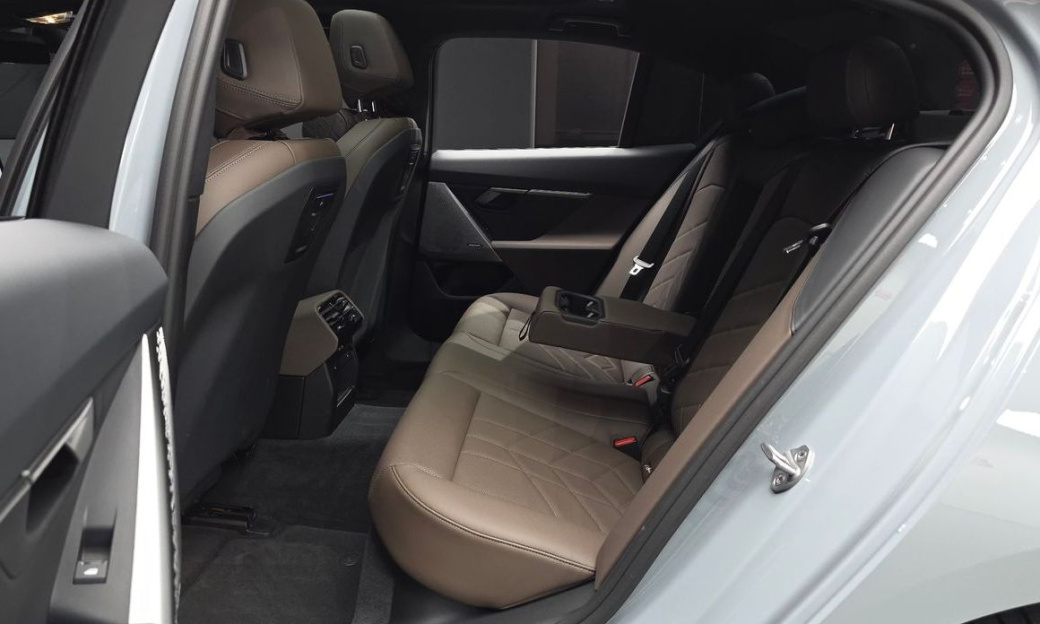 BMW 5-Series 520i M Sport, 2024