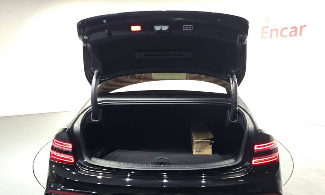 Genesis G80 Gasoline 2.5 Turbo AWD, 2025