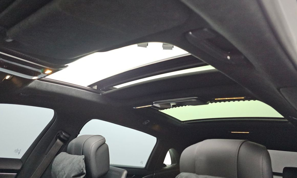 Mercedes-Benz S-Class Maybach S580 4MATIC, 2024